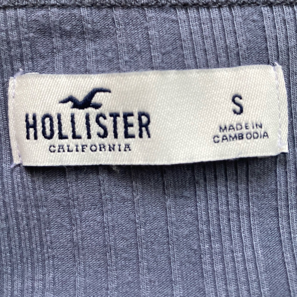 Women's Blue Button-Up Ribbed Top - Picture 3 of 3
